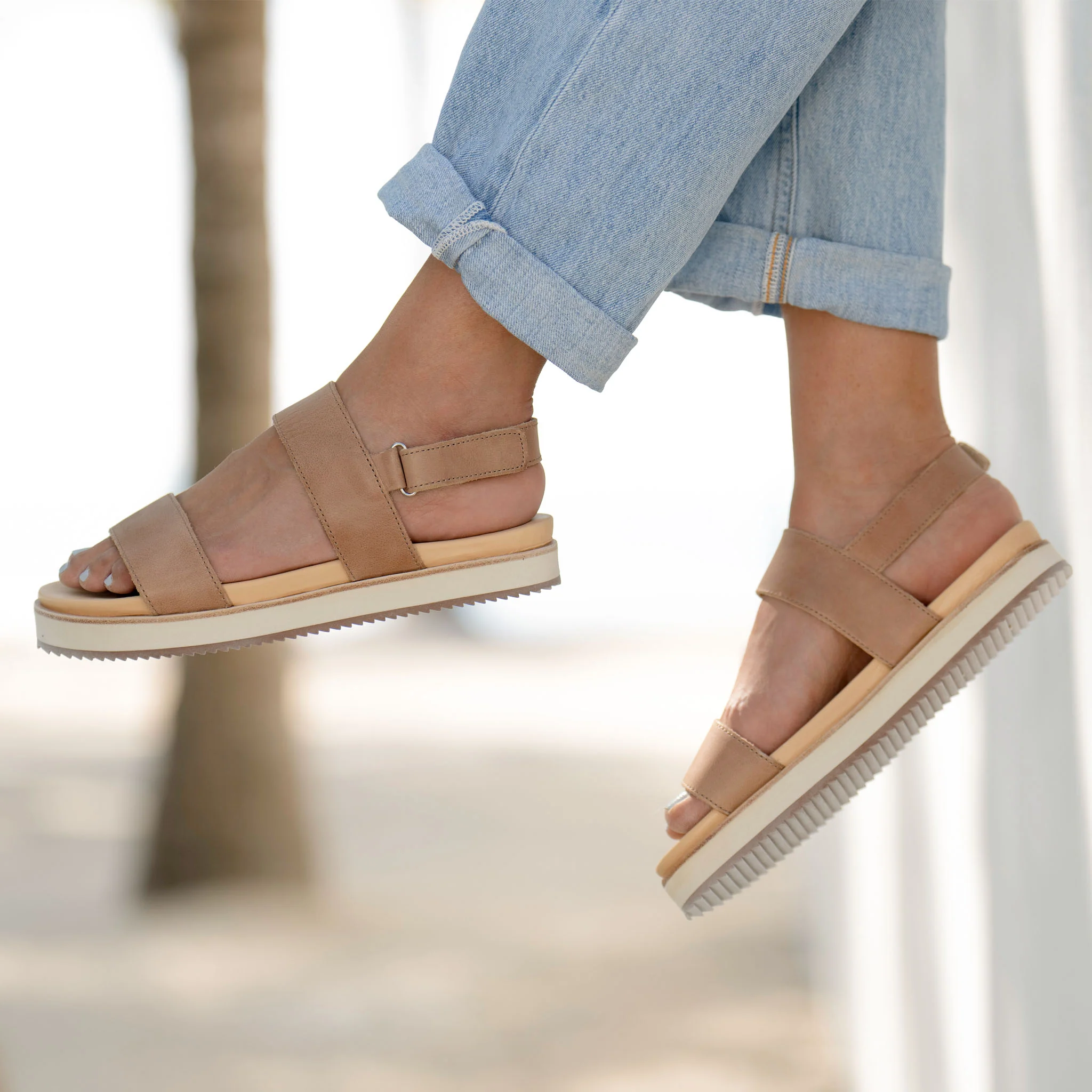 Go-To Flatform Sandal 2.0 Almond - Image 7
