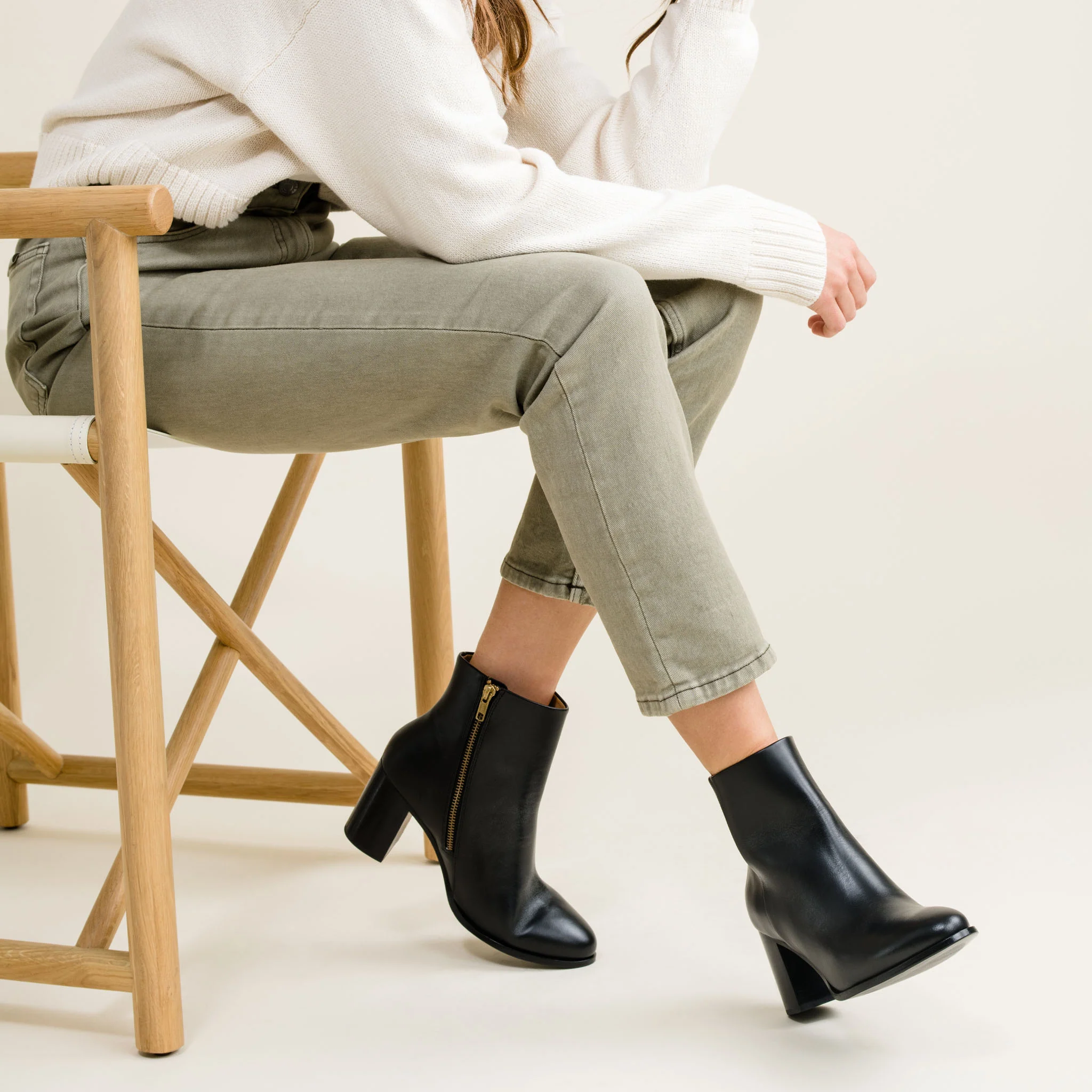 Lia Heeled Bootie Black - Image 11